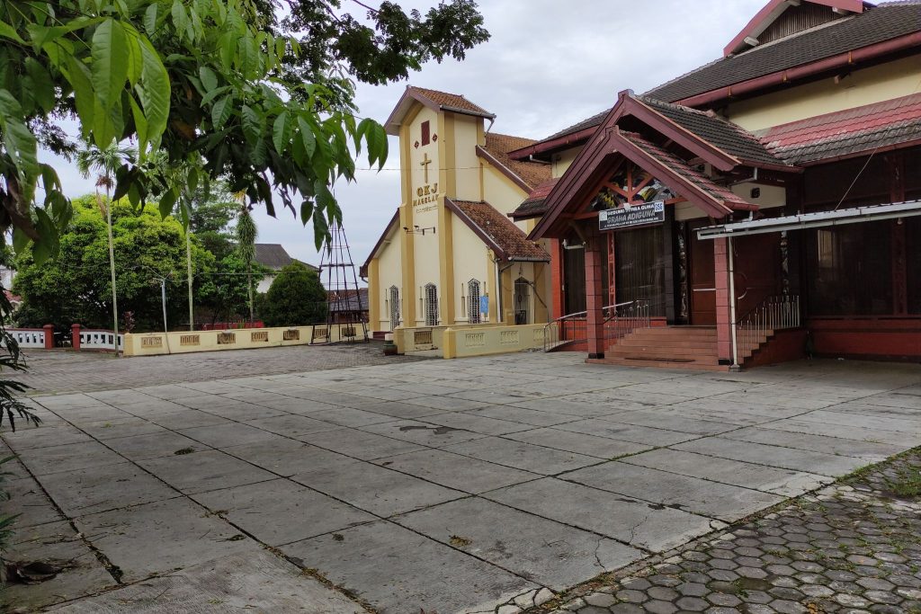 graha adiguna parkiran